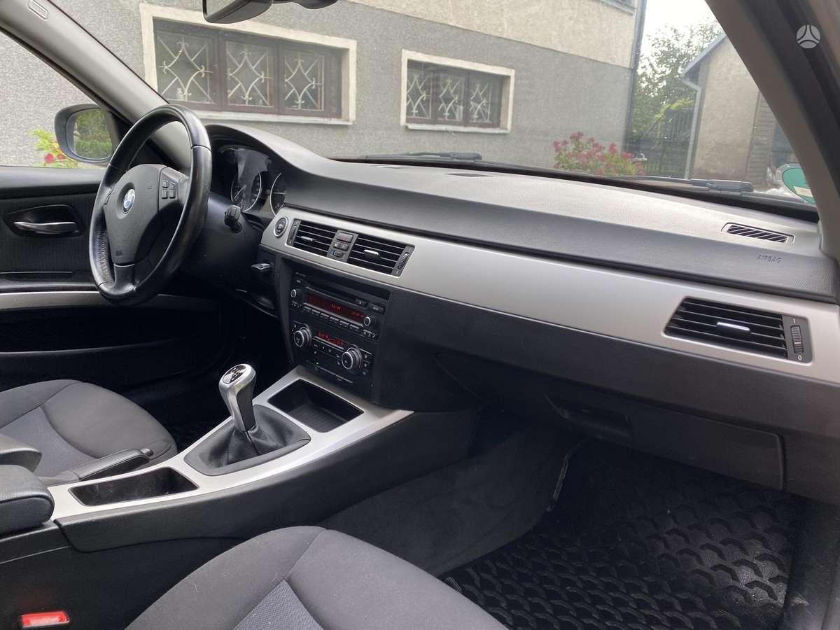 BMW 320, 2.0 l., universalas