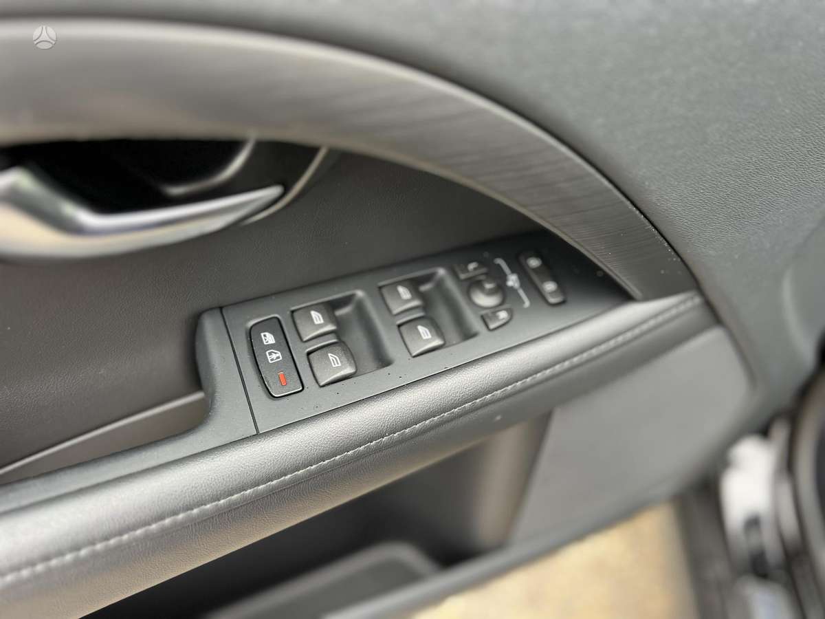 Volvo V70, 2.0 l., Универсал