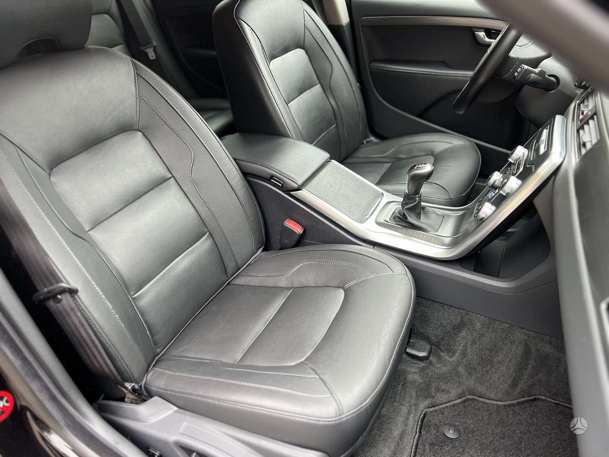 Volvo V70, 2.0 l., universalas