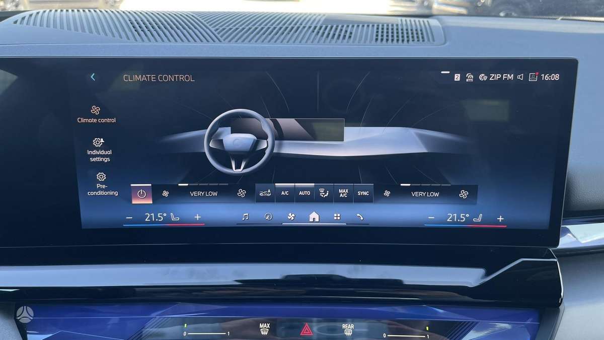 BMW i5, 81 кВт·ч, Седан