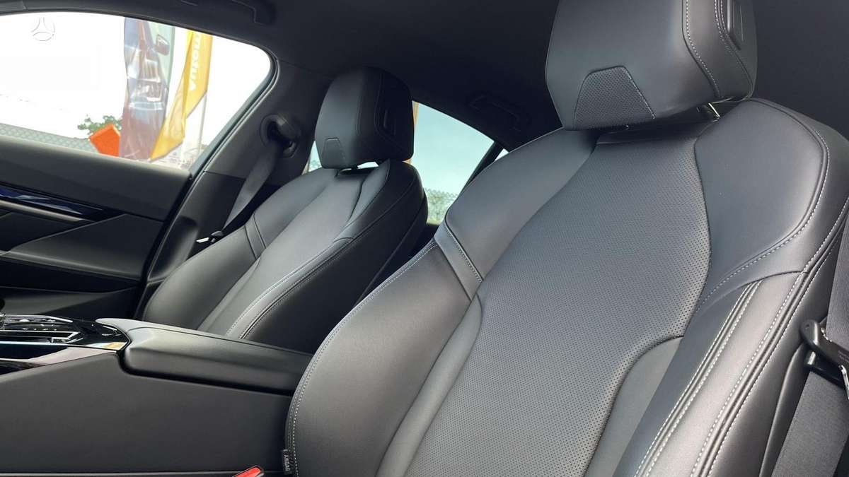 BMW i5, 81 кВт·ч, Седан