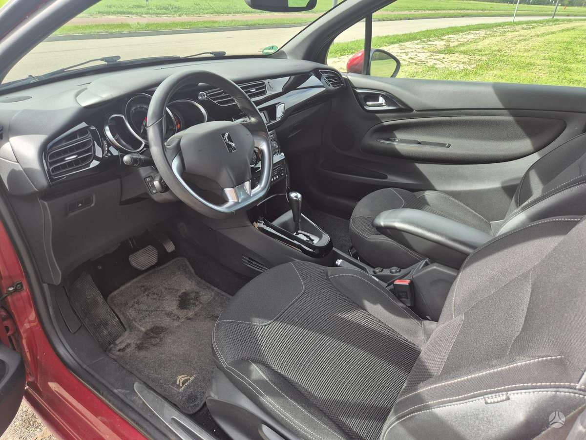 Citroen DS3, 1.6 l., hatchback