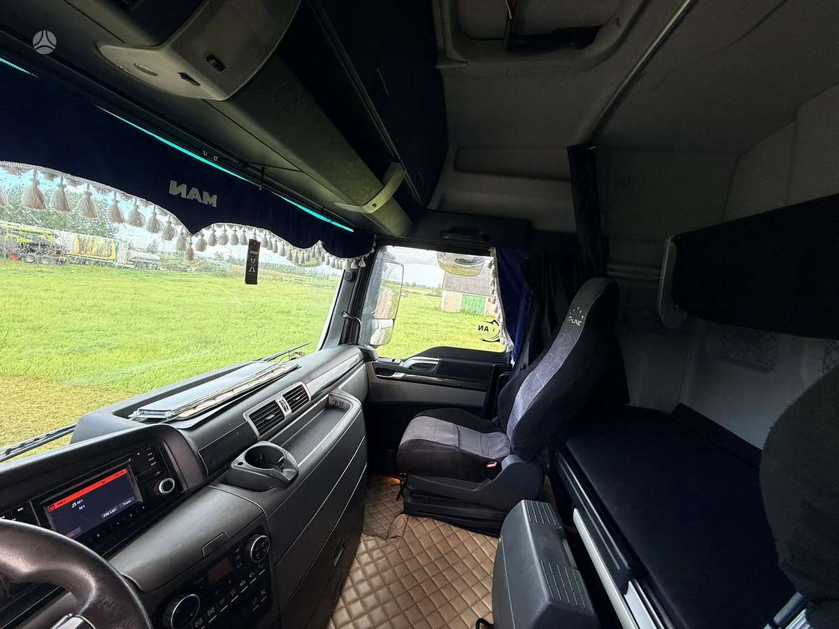 MAN TGX520 + Hidraulika, double sleeper