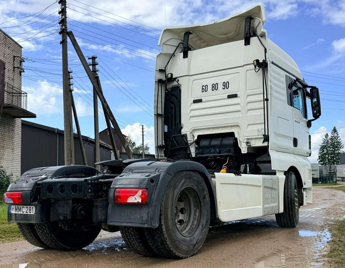 MAN TGX520 + Hidraulika, double sleeper