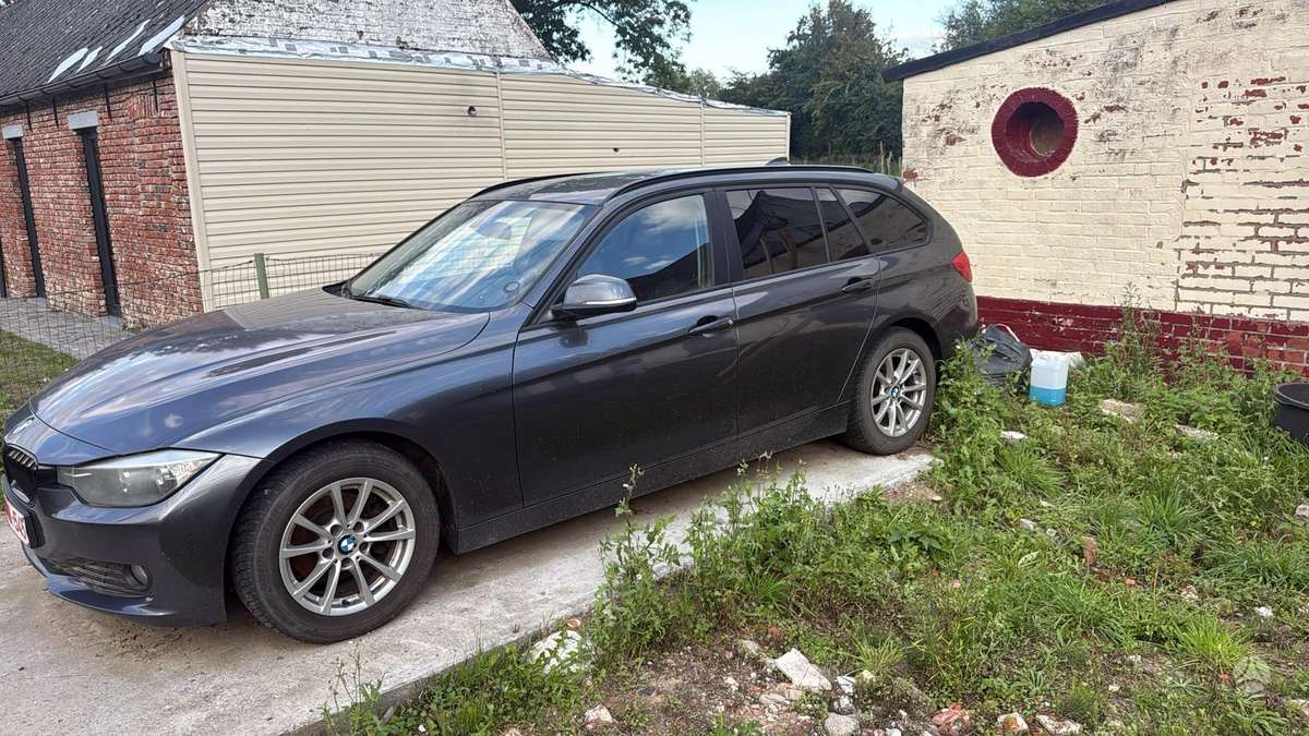BMW 320, Универсал
