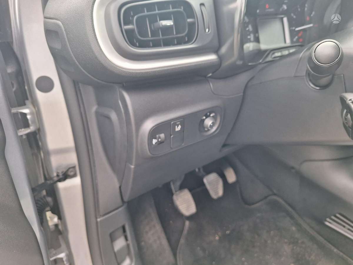 Citroen C3, 1.2 l., hatchback