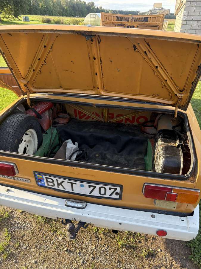 Lada 2101, Седан