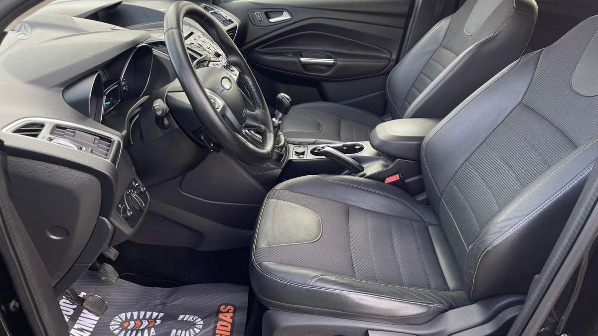 Ford Kuga, 2.0 l., Внедорожник / Кроссовер