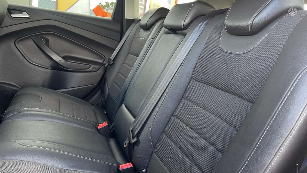 Ford Kuga, 2.0 l., off-road / crossover