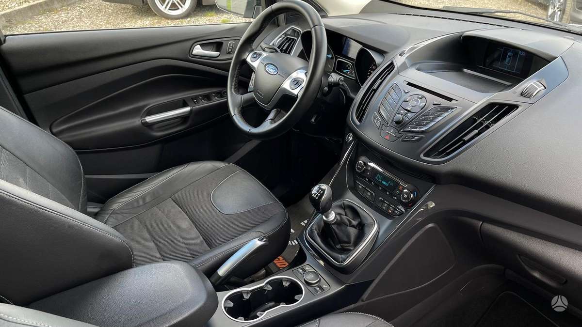 Ford Kuga, 2.0 l., off-road / crossover