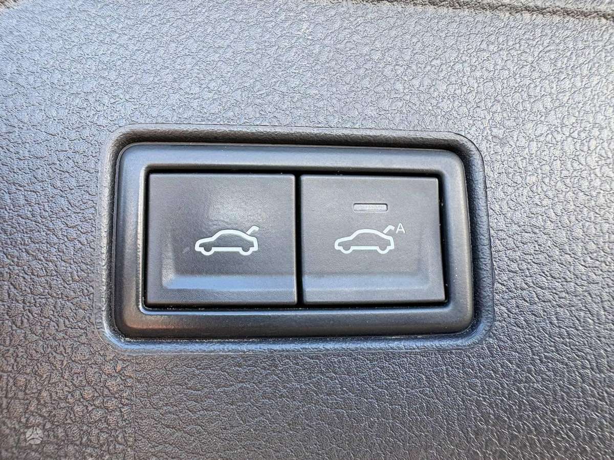 Volkswagen Passat, 2.0 l., Универсал