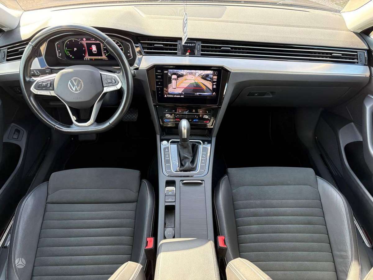Volkswagen Passat, 2.0 l., Универсал