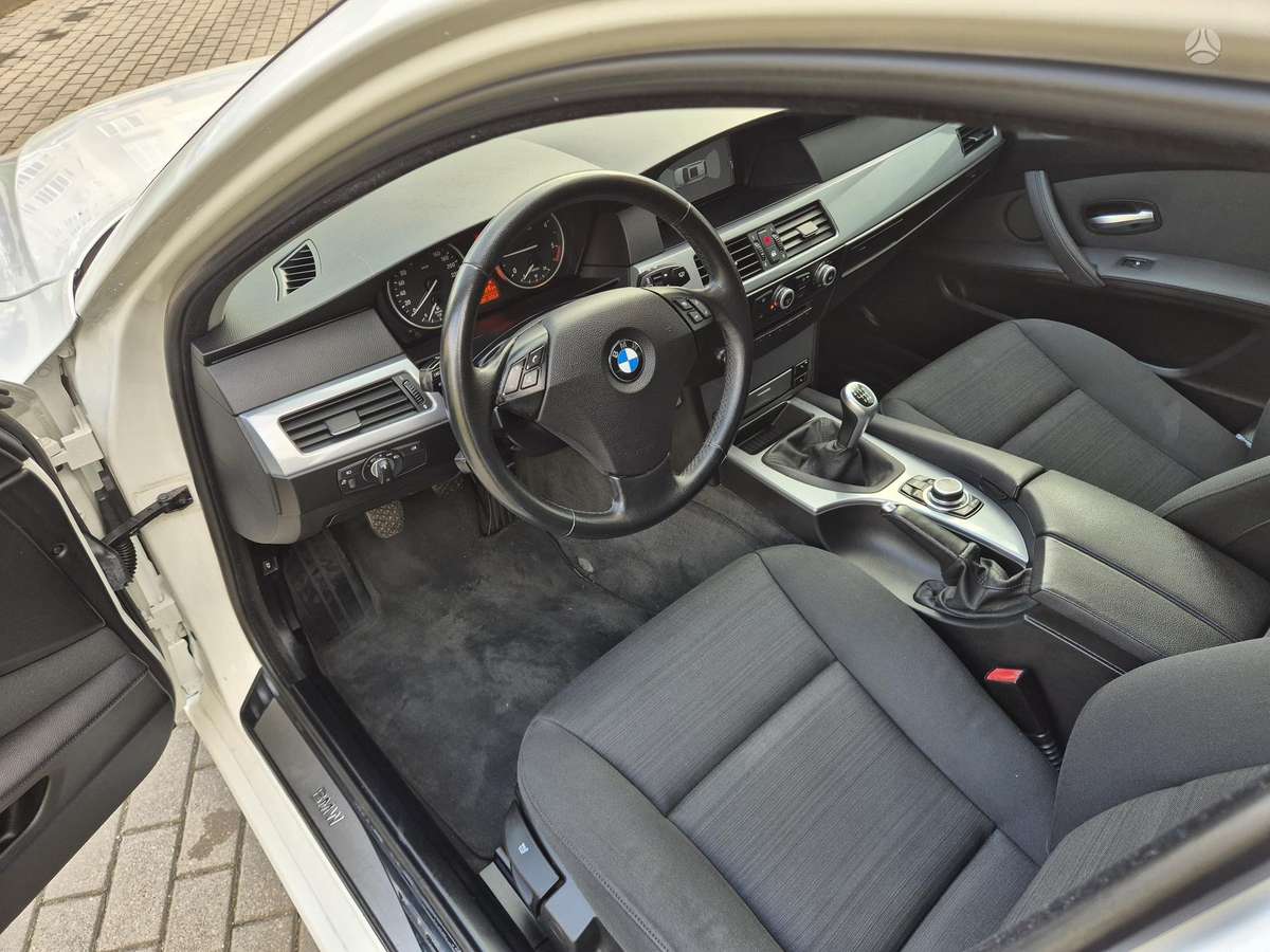 BMW 520, 2.0 l., Универсал