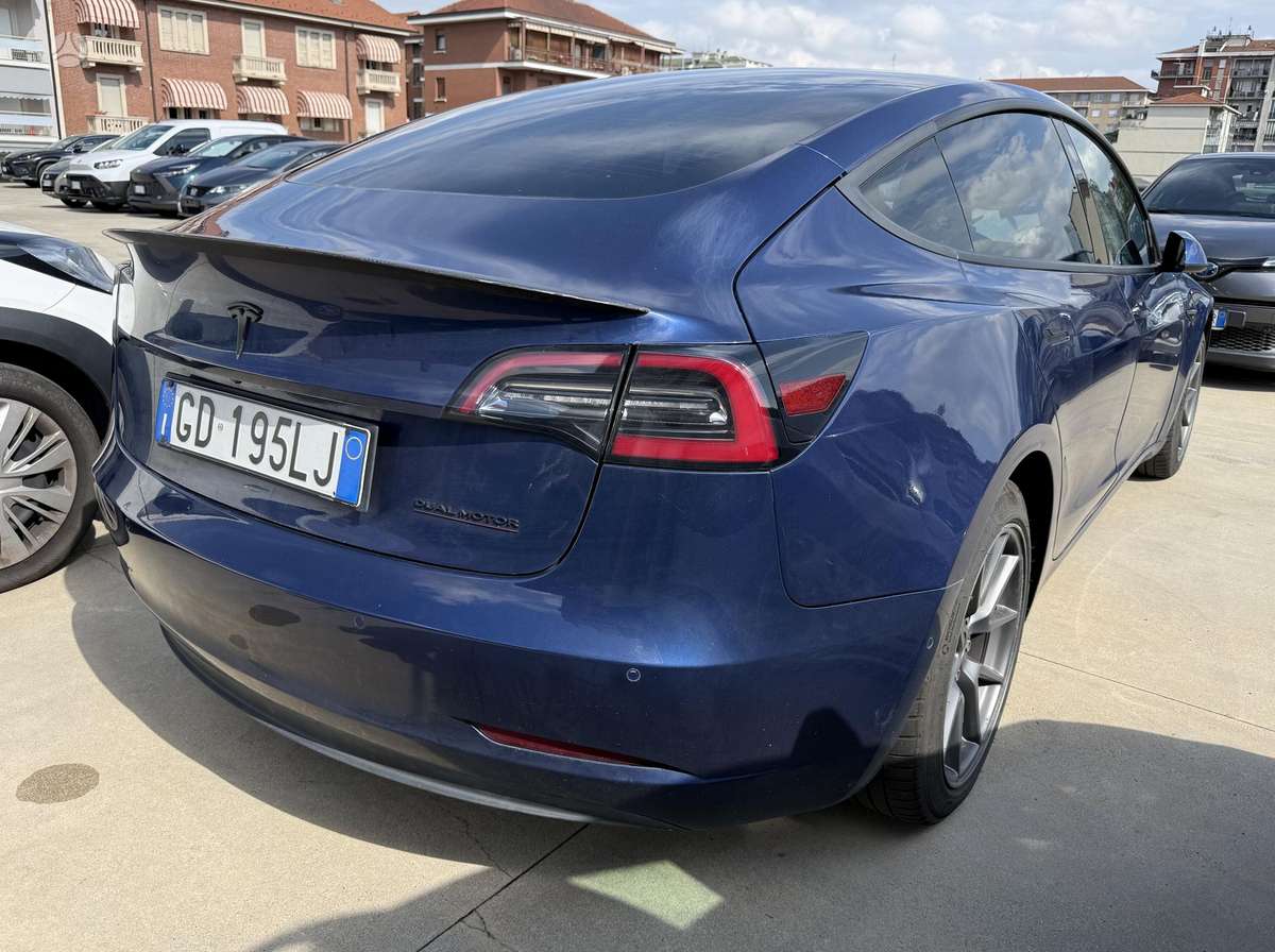 Tesla Model 3, 81 kWh, sedanas