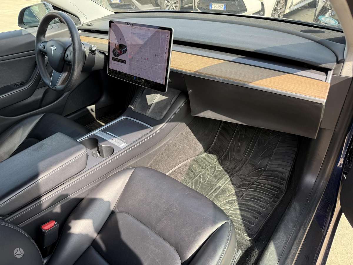 Tesla Model 3, 81 kWh, sedanas