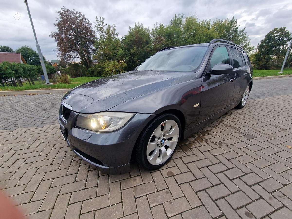 BMW 320, 2.0 l., wagon