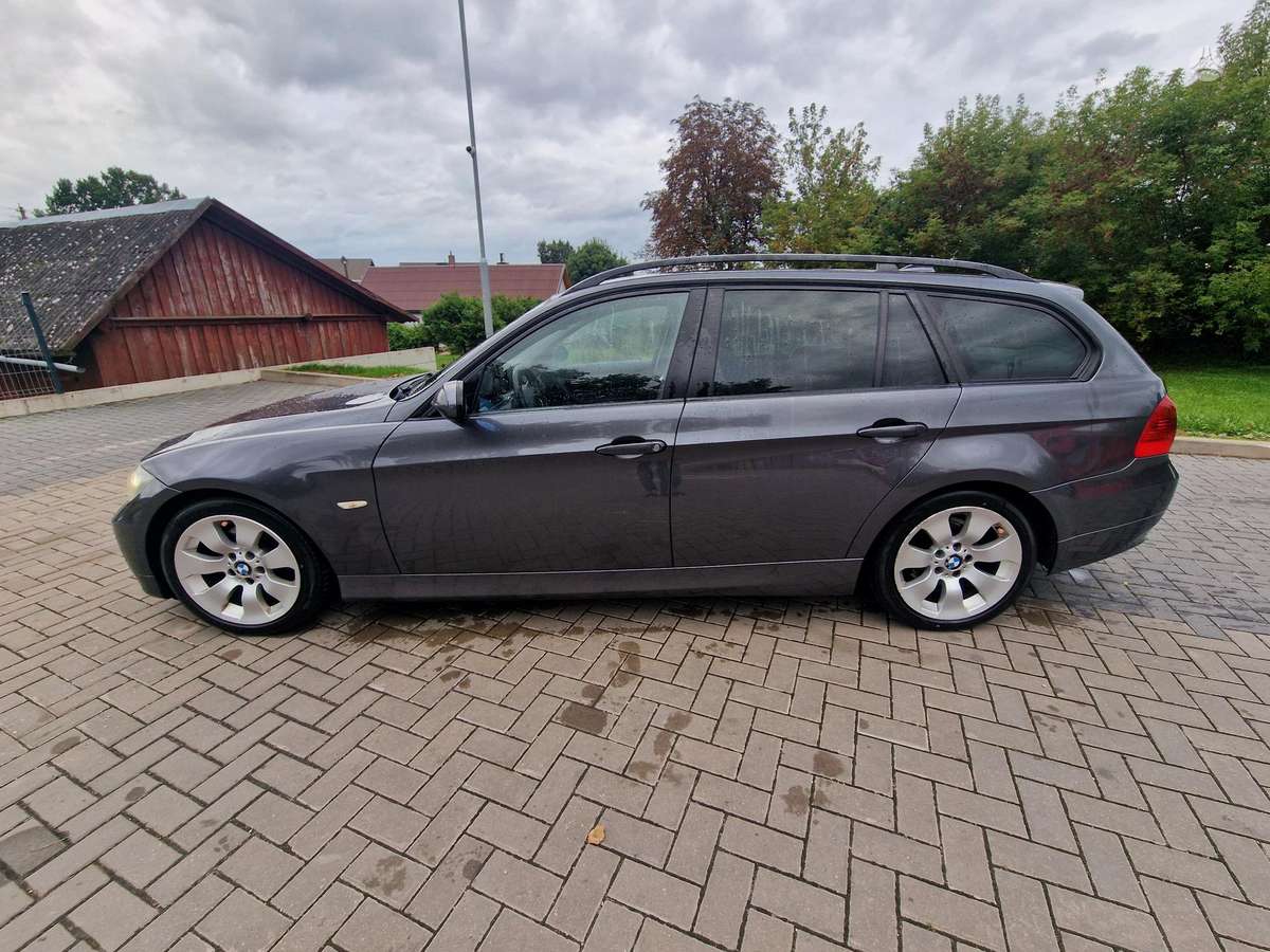 BMW 320, 2.0 l., wagon