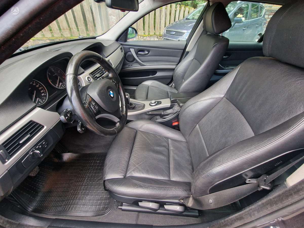 BMW 320, 2.0 l., wagon
