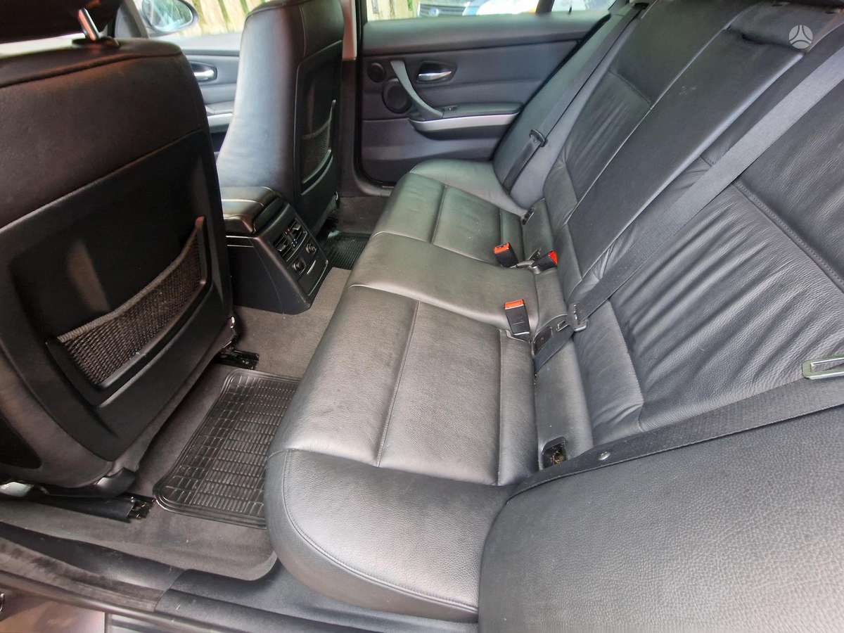 BMW 320, 2.0 l., universalas