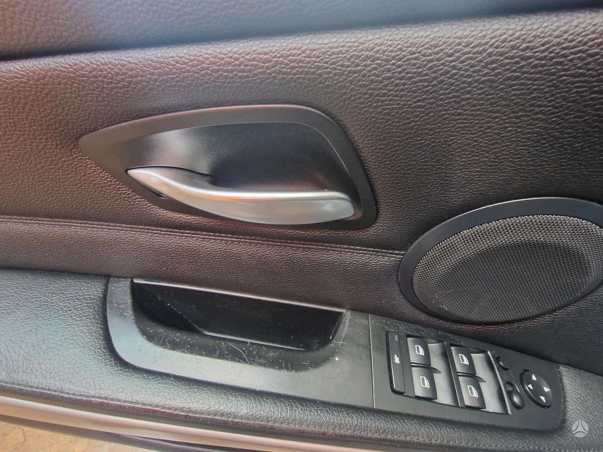 BMW 320, 2.0 l., wagon