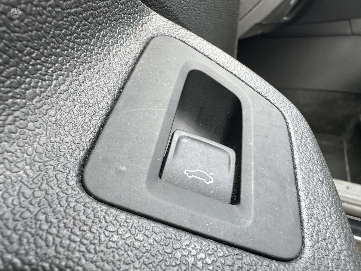 Volkswagen Passat, 1.5 l., Универсал
