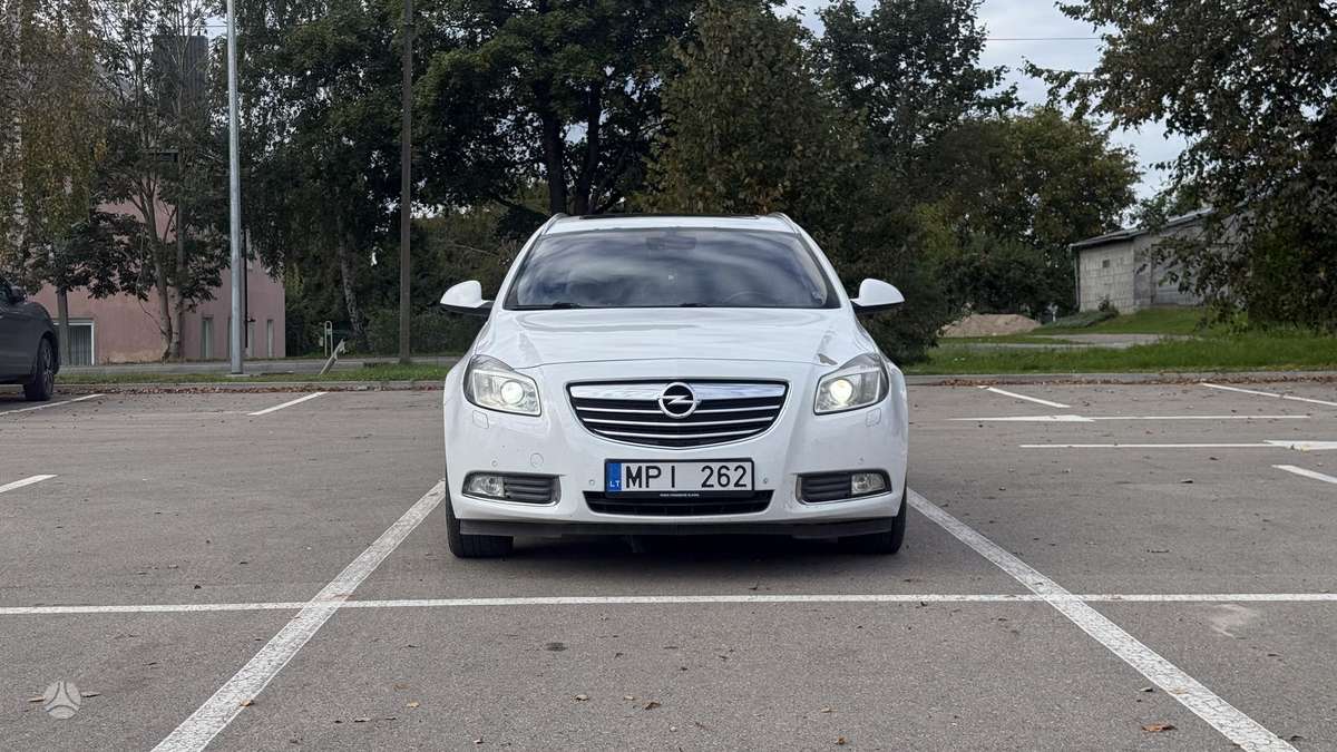 Opel Insignia, 2.0 l., wagon