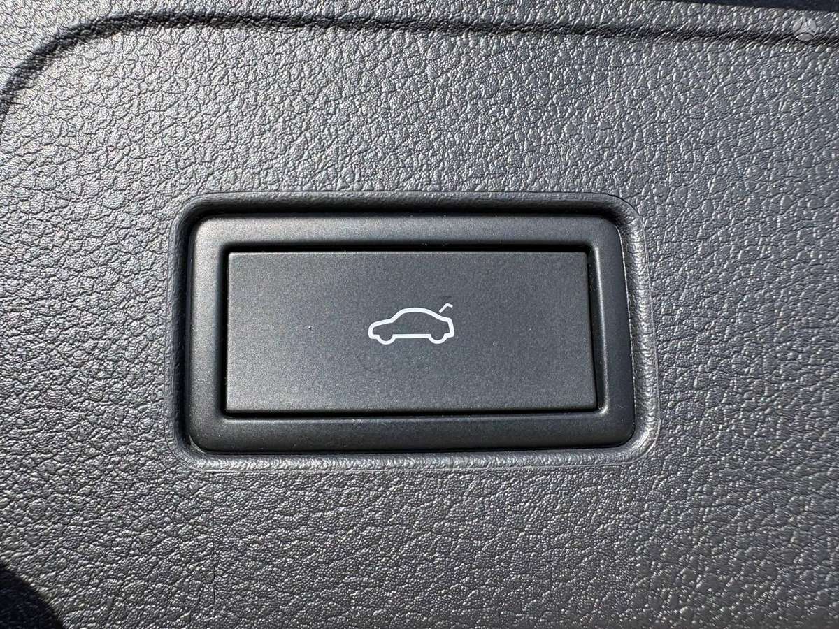 Volkswagen Passat, 2.0 l., Универсал