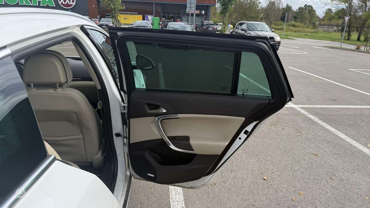 Opel Insignia, 2.0 l., wagon