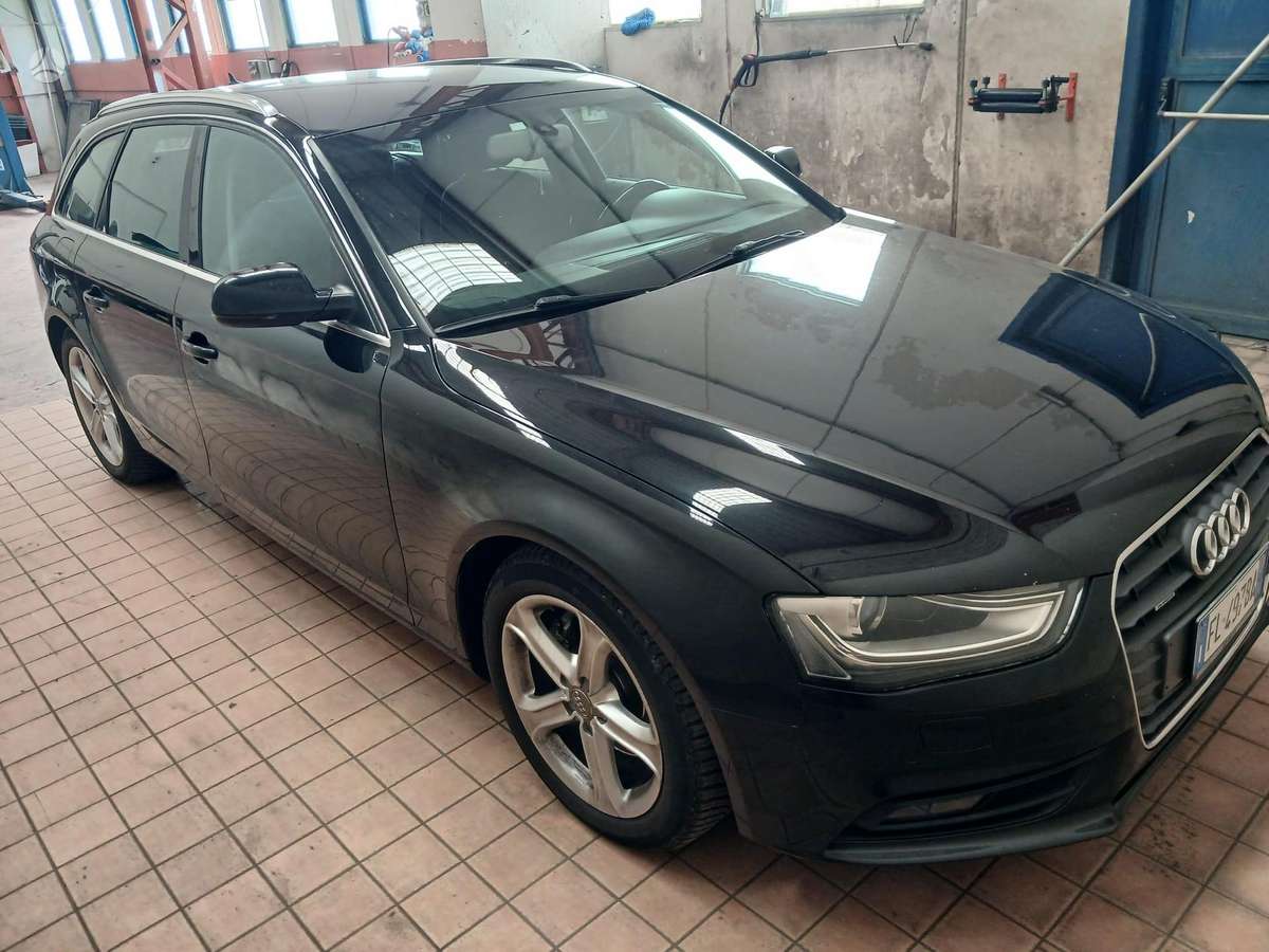 Audi A4, 2.0 l., Универсал