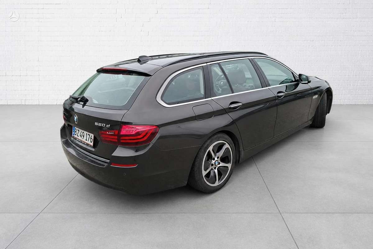 BMW 520, 2.0 l., wagon