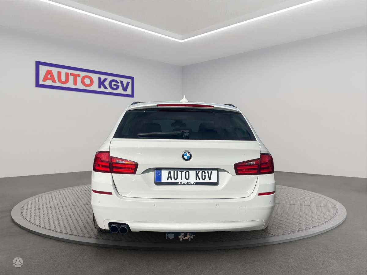 BMW 520, 2.0 l., wagon