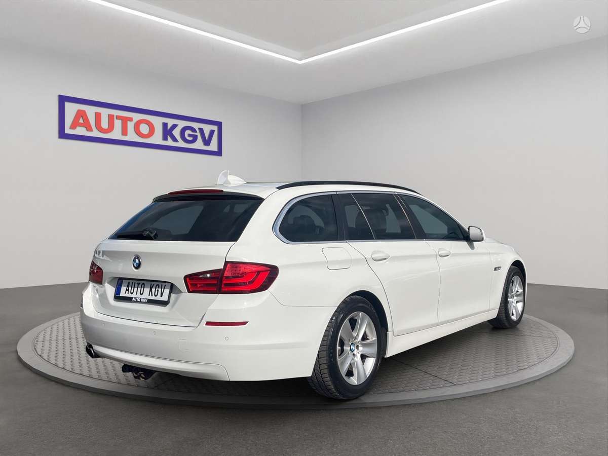 BMW 520, 2.0 l., wagon
