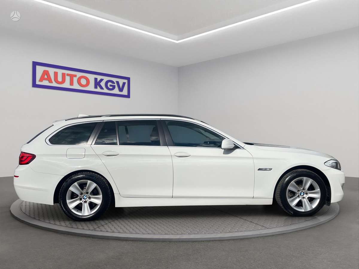 BMW 520, 2.0 l., wagon
