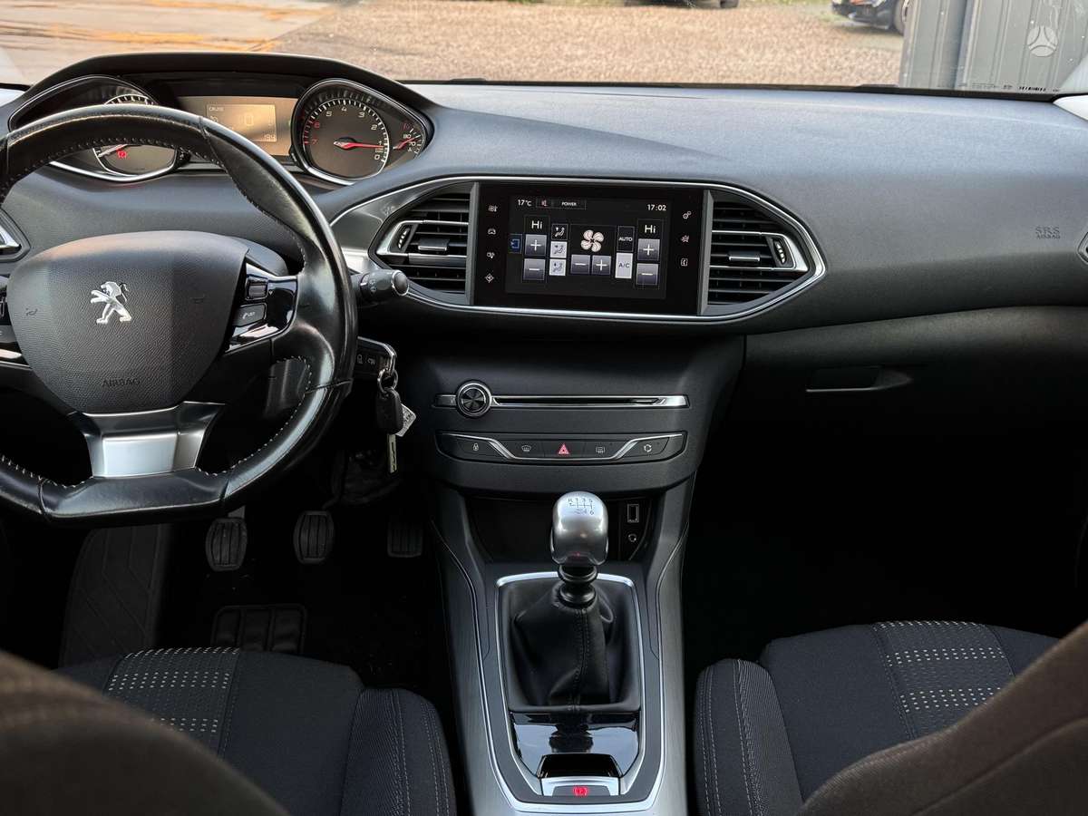 Peugeot 308, 1.2 l., Универсал