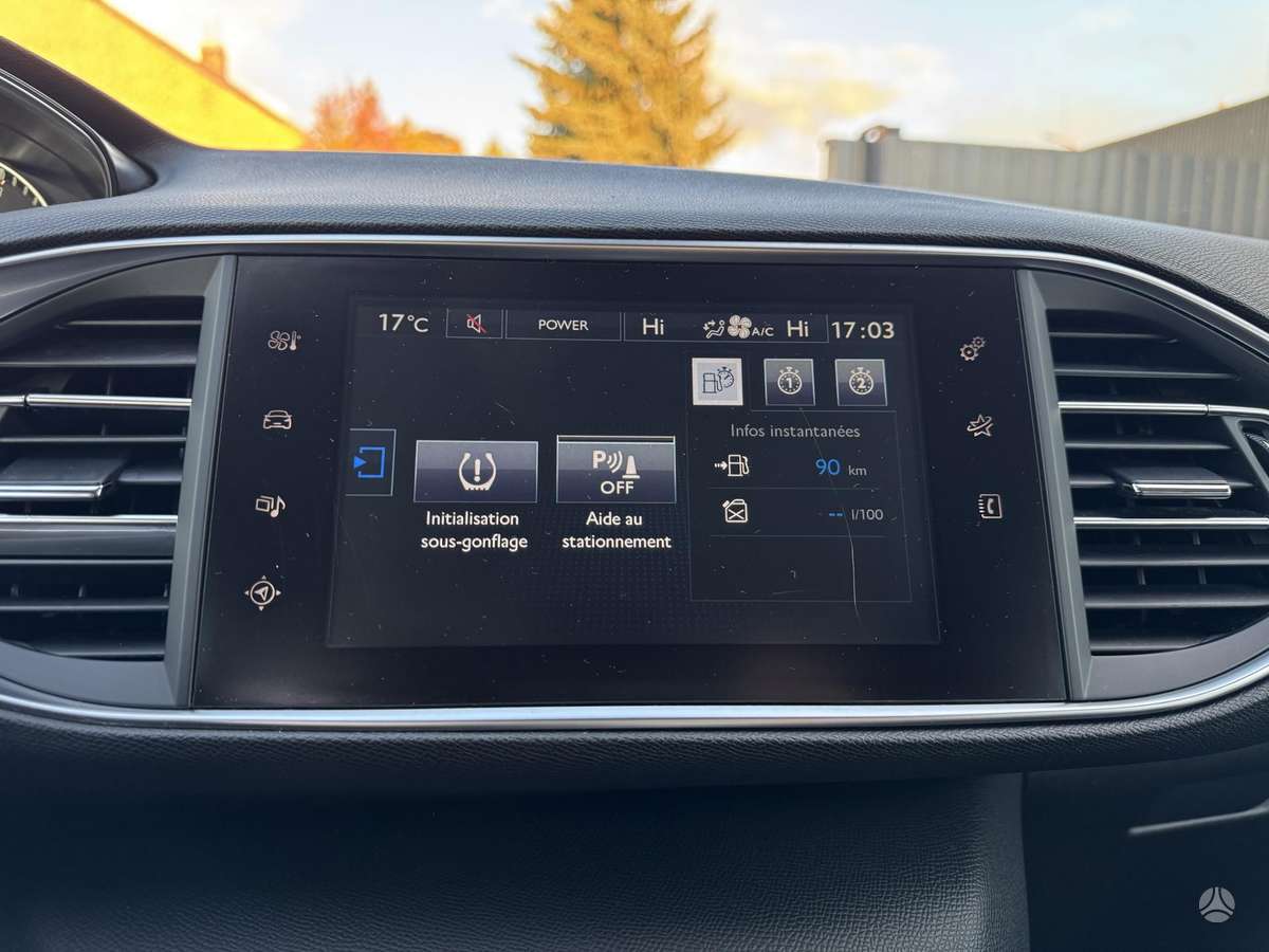 Peugeot 308, 1.2 l., Универсал