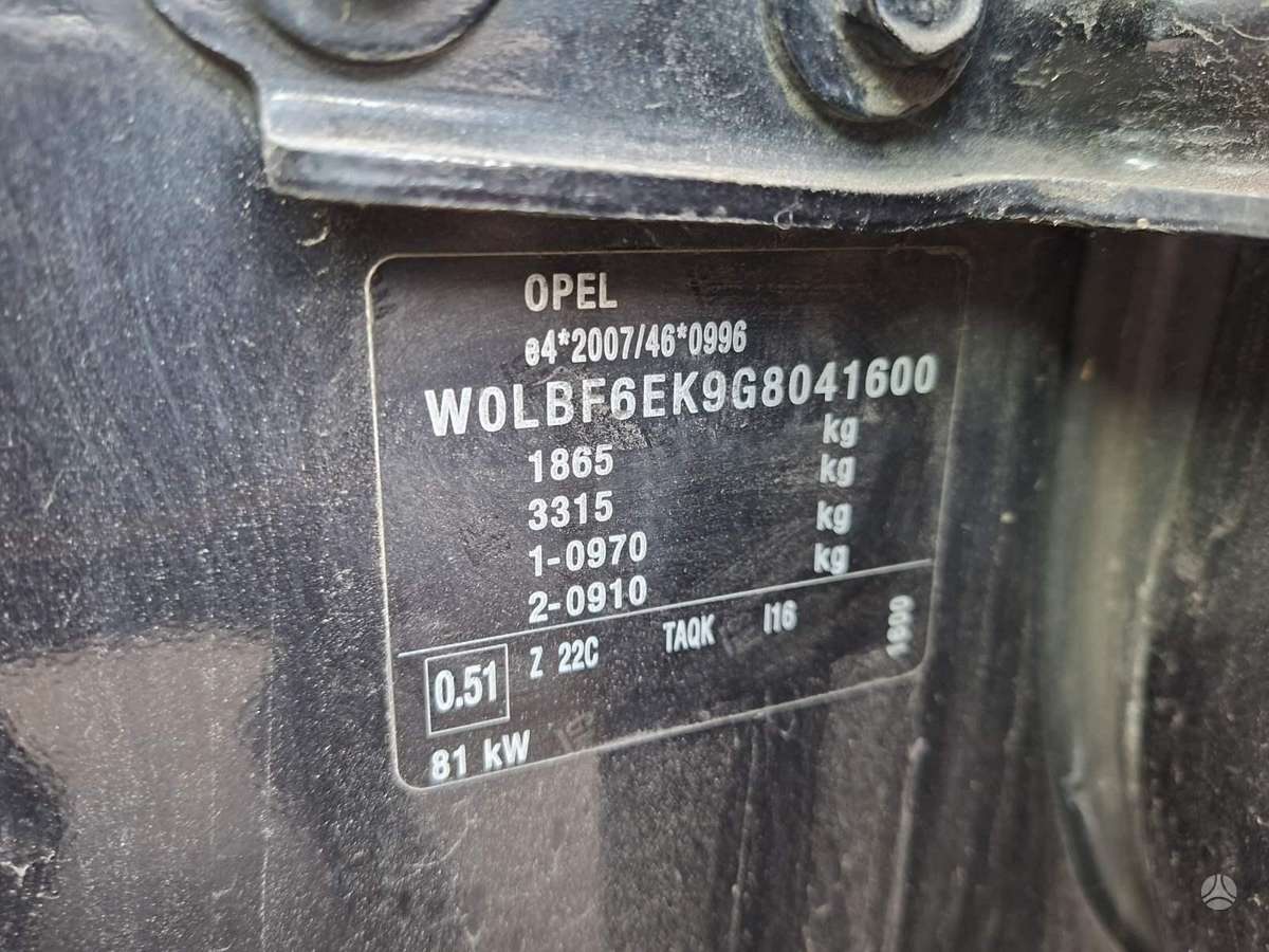 Opel Astra dalimis. Engine code b16dte lwq gearbox code m32 color co