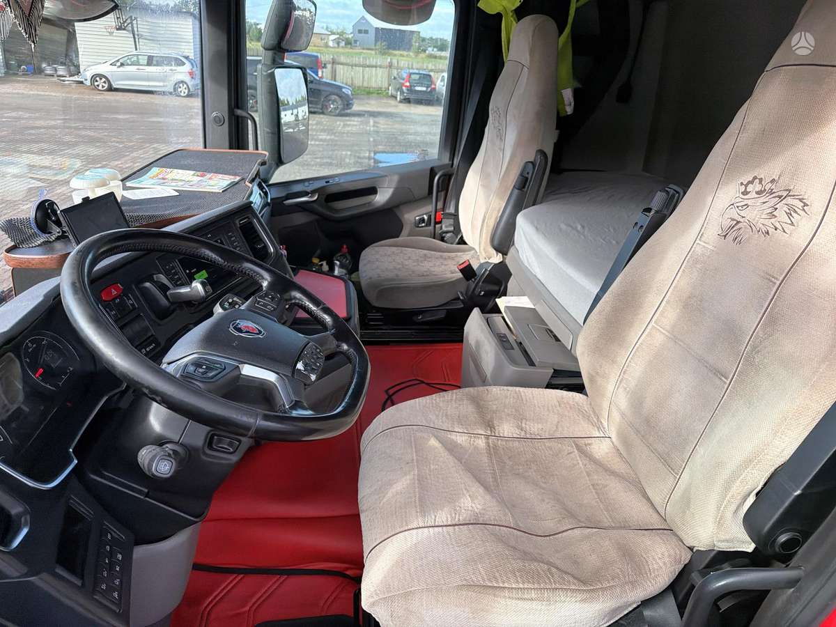 Scania R450 + Wielton, dropside with curtains
