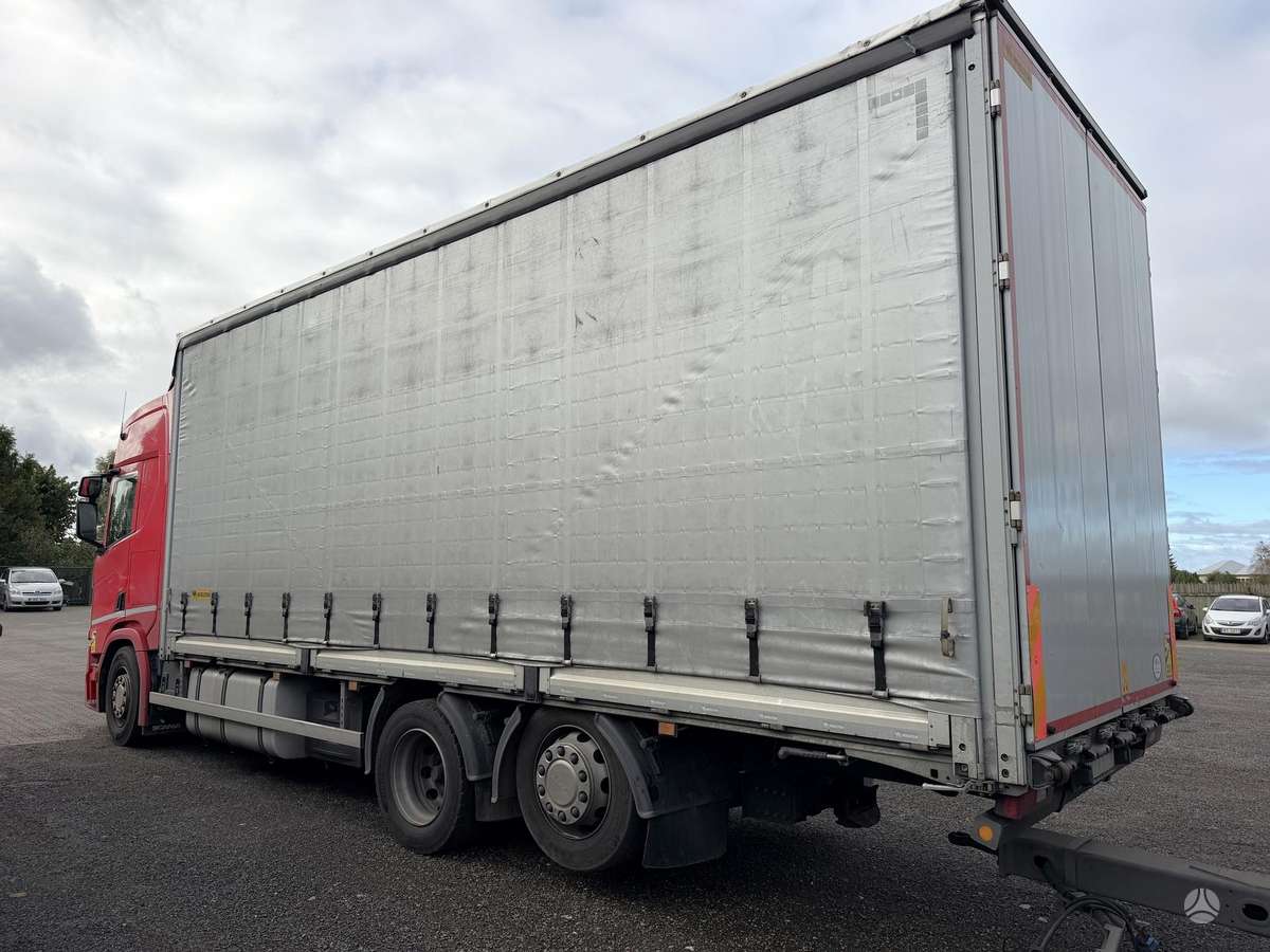 Scania R450 + Wielton, dropside with curtains