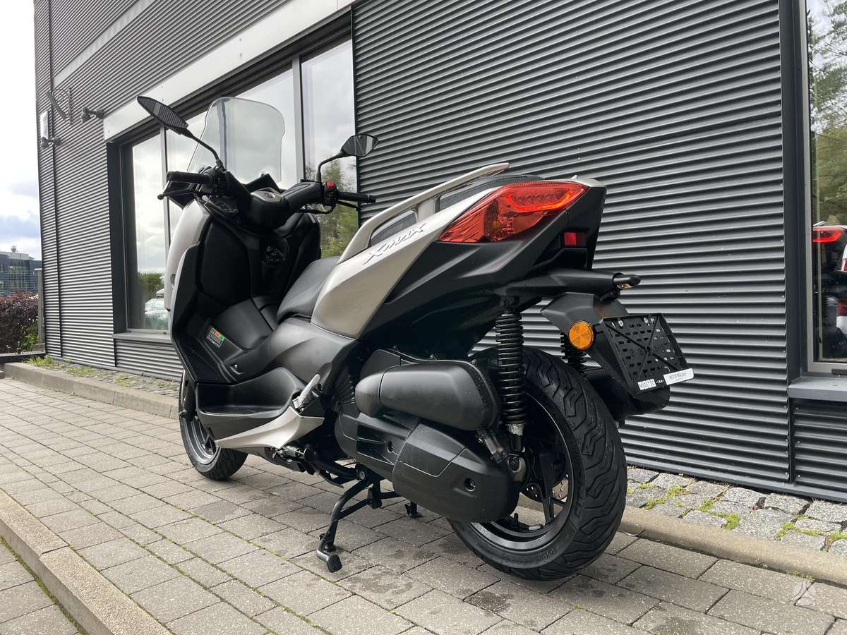 Yamaha XMAX 125 125cc, мотороллеры / мопеды