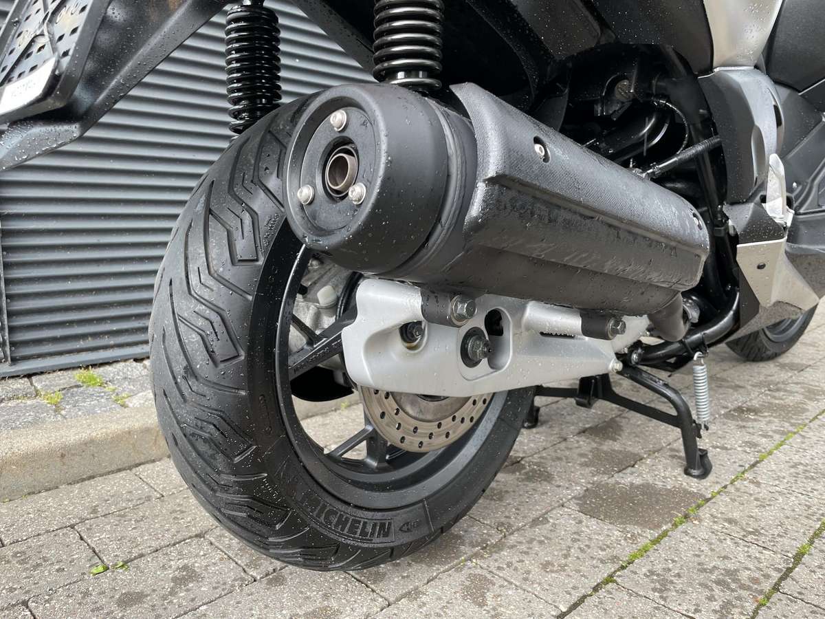 Yamaha XMAX 125 125cc, мотороллеры / мопеды