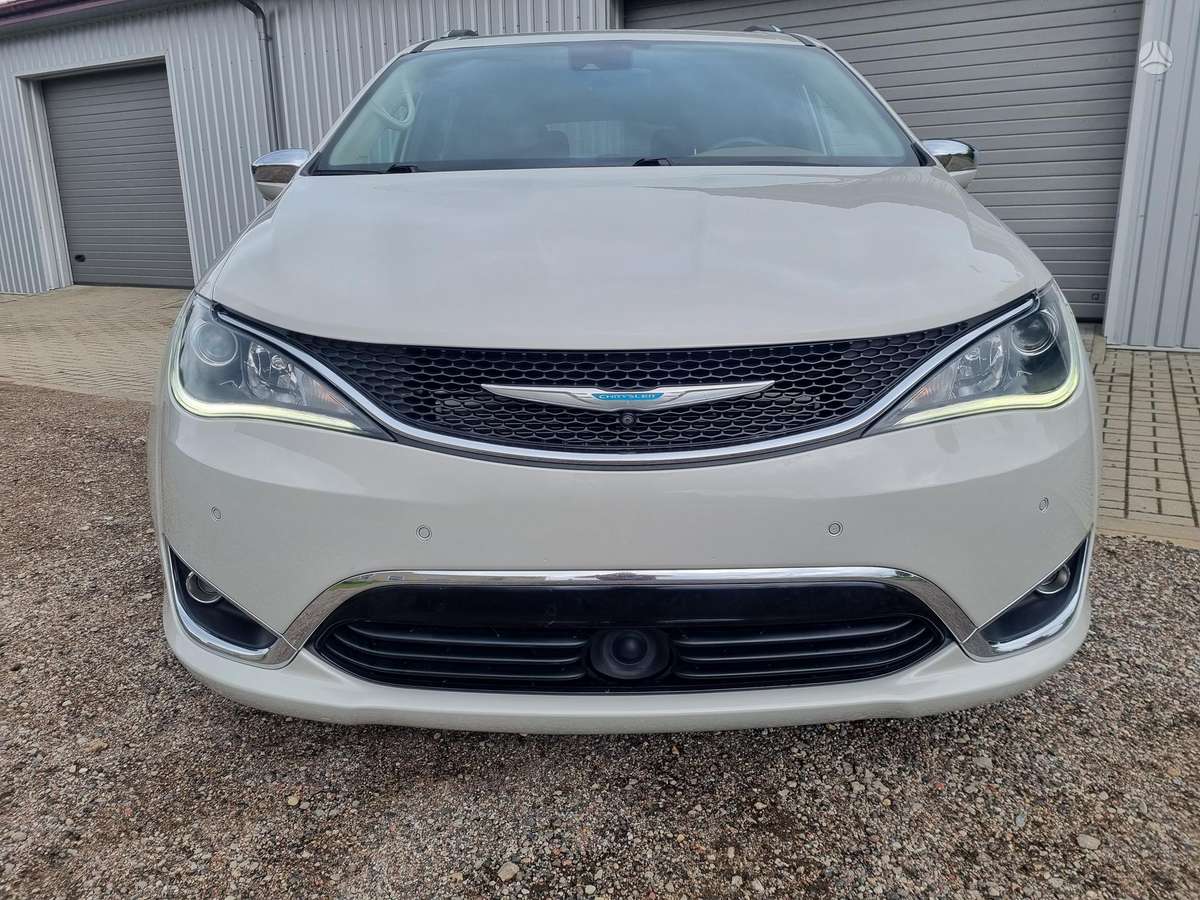Chrysler Pacifica, 3.6 l., Минивэн