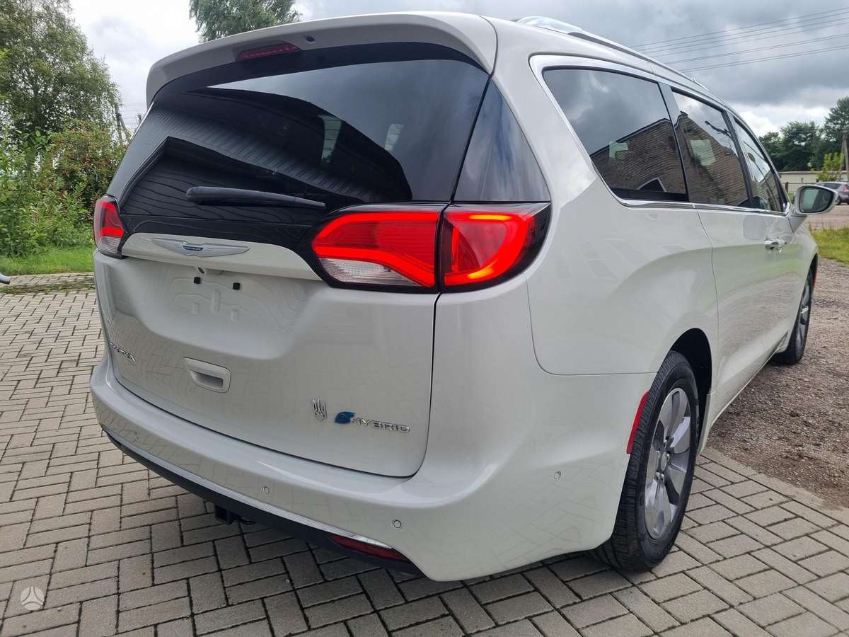 Chrysler Pacifica, 3.6 l., Минивэн