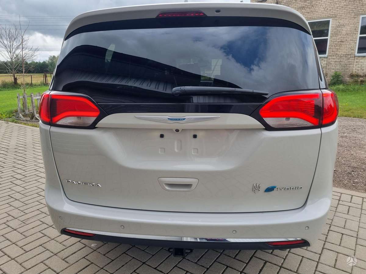 Chrysler Pacifica, 3.6 l., Минивэн