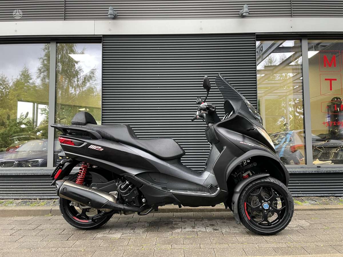 Piaggio MP3 500cc, трициклы