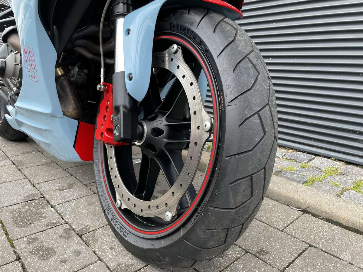 Buell 1125 1125cc, спортбайки / superbikes