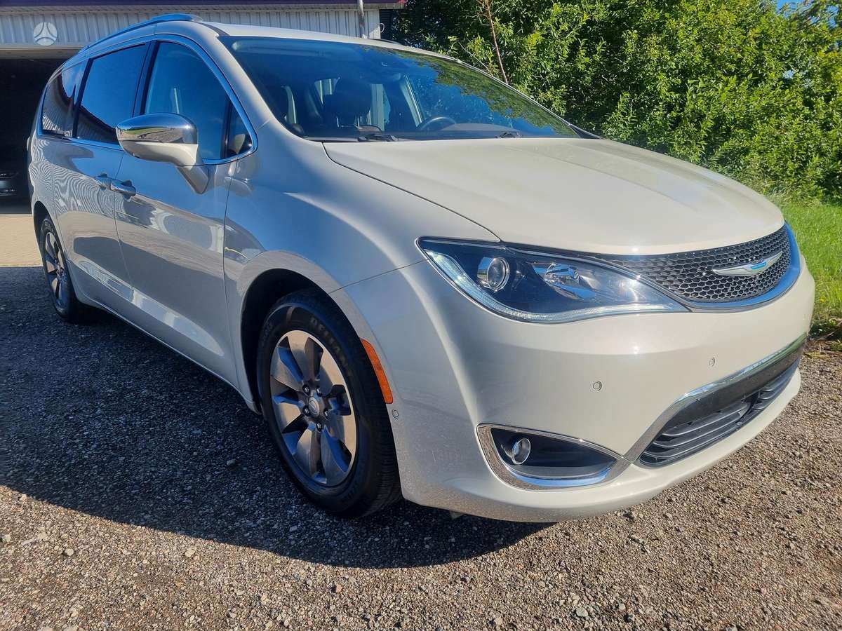Chrysler Pacifica, 3.6 l., Минивэн