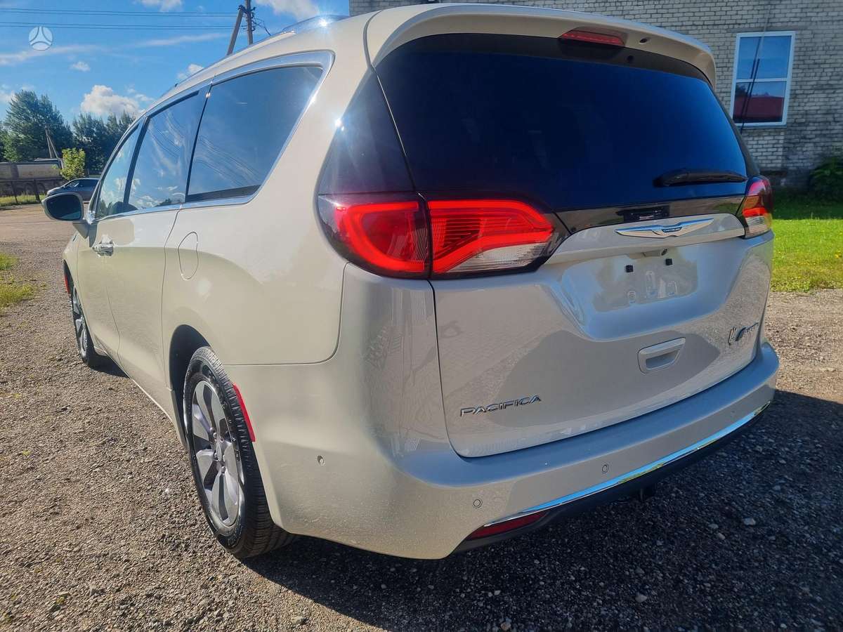Chrysler Pacifica, 3.6 l., Минивэн