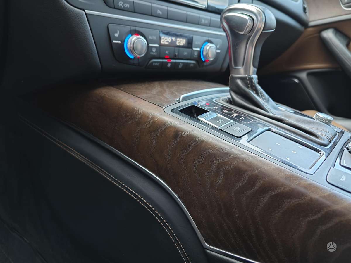 Audi A6, 3.0 l., wagon