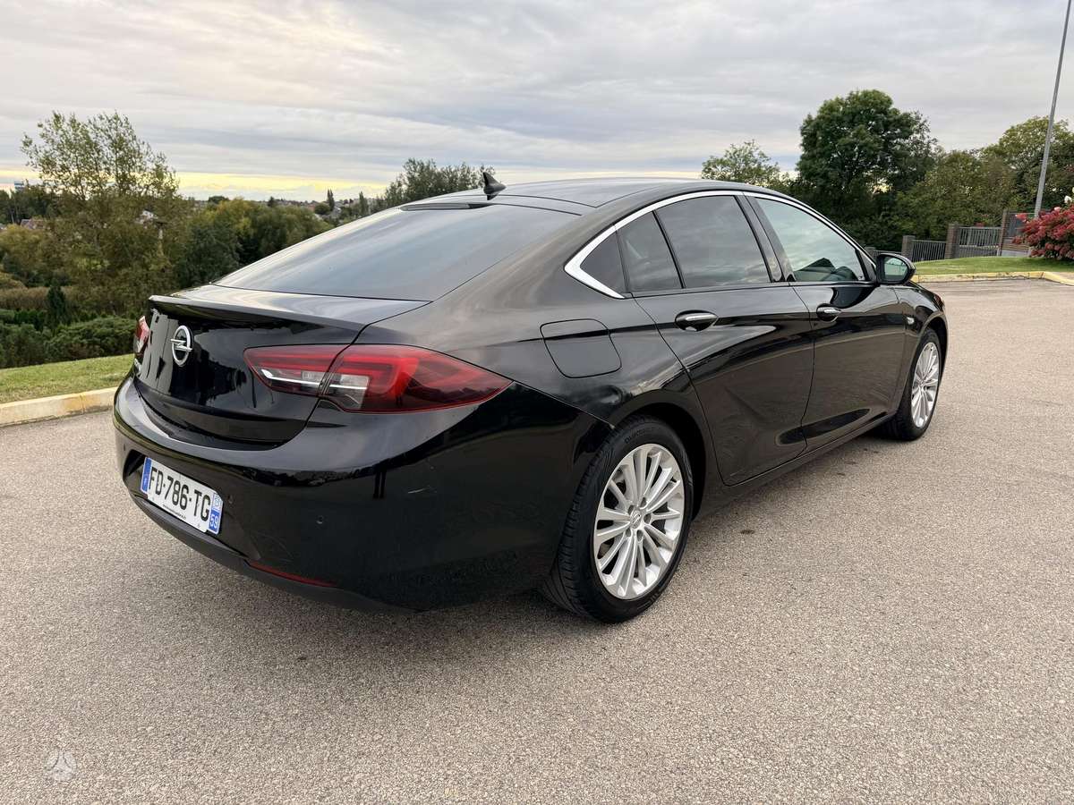 Opel Insignia, 1.6 l., hatchback