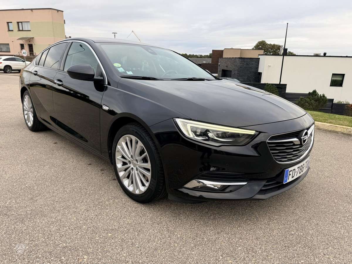 Opel Insignia, 1.6 l., hatchback